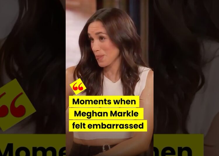 She looks so pitiful. #meghanmarkle #princesscatherine #queenelizabeth #royal