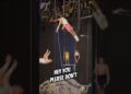 Perfect timing 🤯❤️‍🔥 #trapeze #freedom #performance #artist #circus #gymnast #show #flying