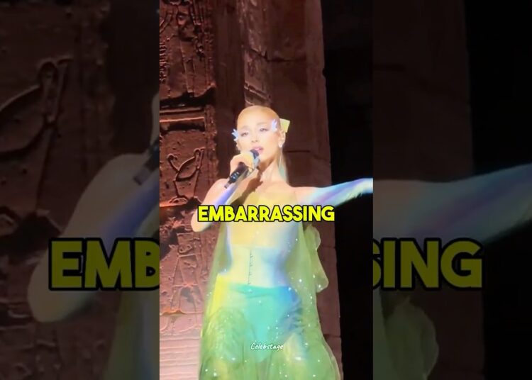 Embarrassing Celebrity Stage Fails 😮