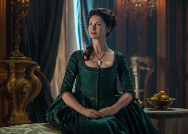 Caitriona Balfe in 'Outlander' Season 2