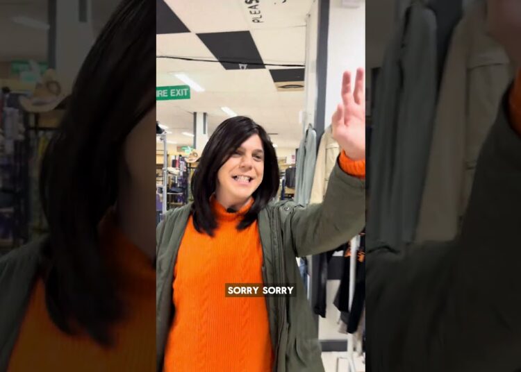 Mum’s shopping for gossip 👀 #mum #comedy #folkestone