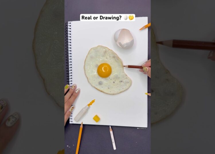 Egg 🍳 Real or Drawing? 🤔 #shorts #egg #drawing #artist #creative #draw #craft