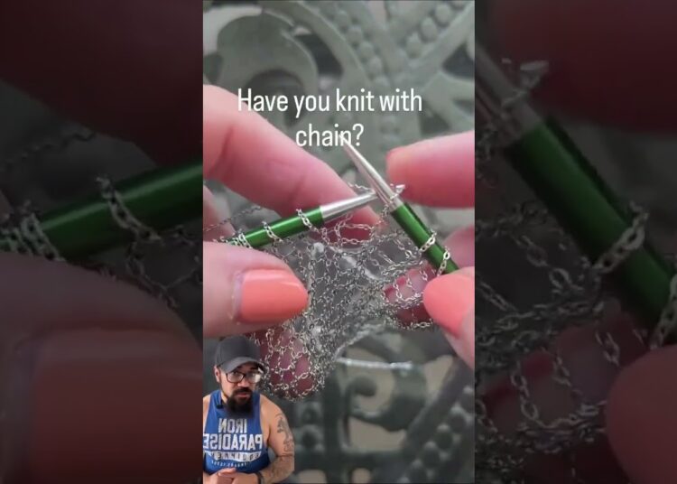 (Credit: lauranelkin on IG) #chain #knitting #knit #art #artist