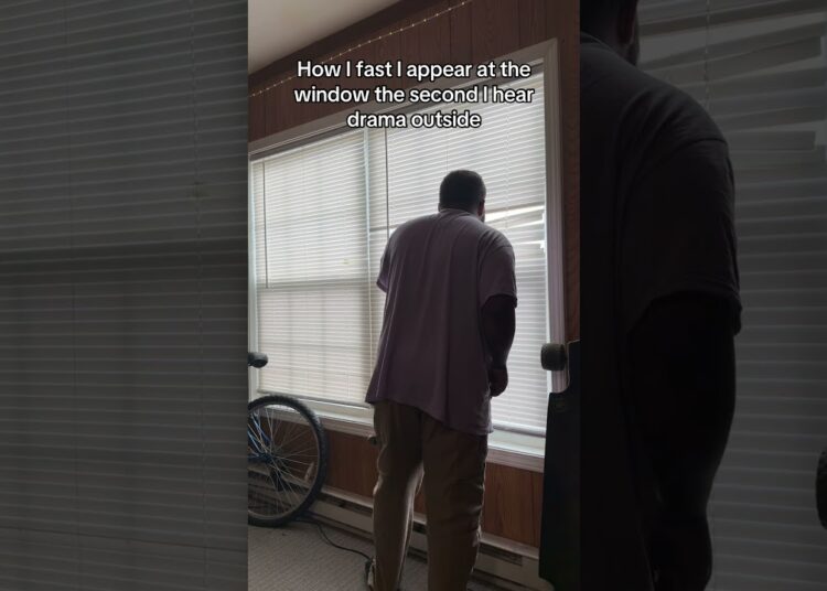 At this point, gossip got me on speed dial 😭 #shortsfeed #gossip #neighbors