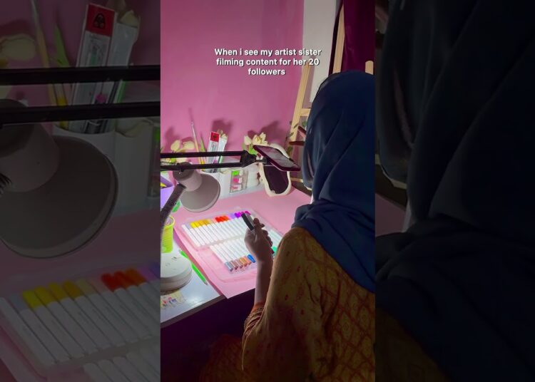 She is recording the new marker colours she bought | #art #artist #artlovers #funny #meme #artmeme
