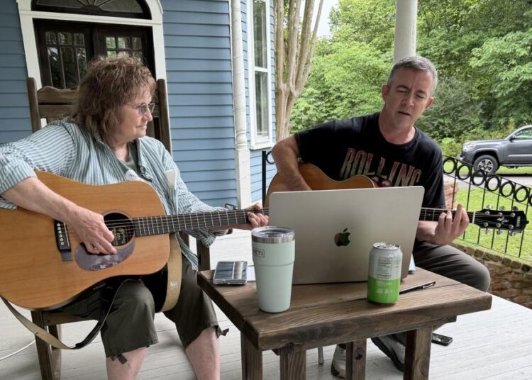 3 strangers, a rainy St. Francisville porch Loblolly Lullaby | Entertainment/Life