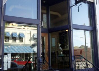 A Stoughton restaurant closes, Burger Week recs and early summer reads | Entertainment