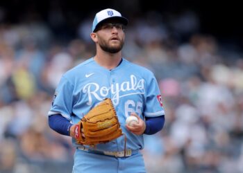 A brief history of slow-starting teams who turned it around to give Royals fans hope