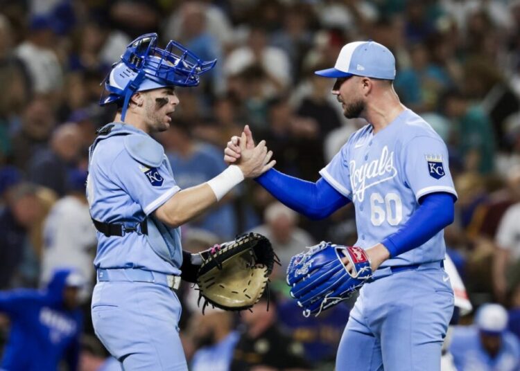 After late rally, Royals bid for rare road sweep of Mariners - Field Level Media - Professional sports content solutions