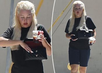 Amanda Bynes debuts new blinged-out eyebrow look during solo outing in Los Angeles