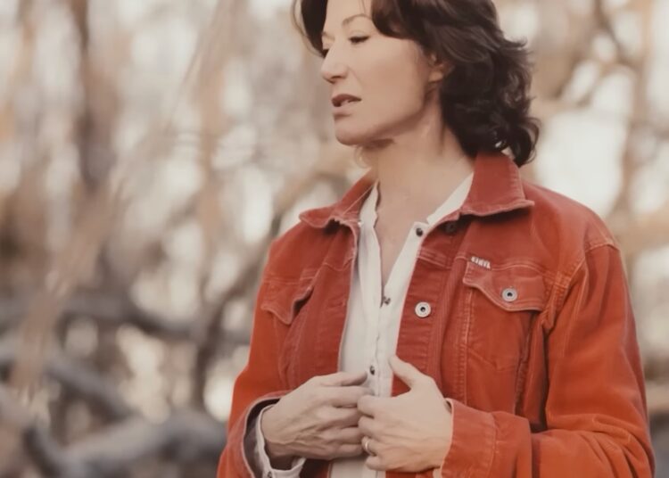 Amy Grant Opens Up About Healing, Limitations, and New Music Ahead of First Album in 13 Years