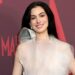 Anne Hathaway reveals she was ‘legally blind’ in one eye for 10 years before getting surgery