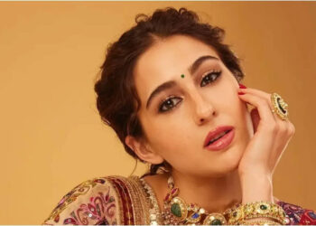 Ayushmann Khurrana: Sara Ali Khan stunned as host claims spotting celebs ‘From Behind’ in pap videos; 'Pati Patni Aur Woh Do actress asks, ‘Yeh kya bol raha hai?’ | Hindi Movie News