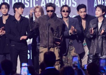 BTS, Katseye, Sombr, 'Golden' Win Top Honors at American Music Awards