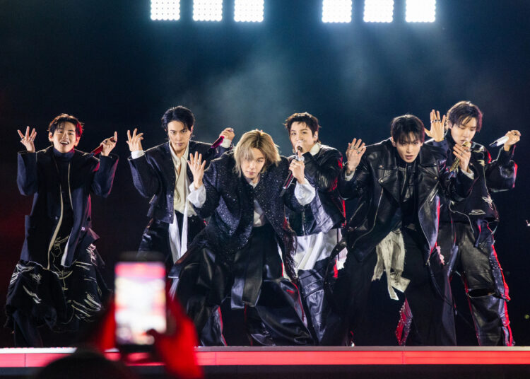 BTS performs during ″BTS The Comeback Live: Arirang″ in Gwanghwamun Square in central Seoul on March 21. [NETFLIX/BIG HIT MUSIC]
