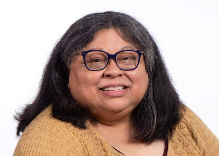 Profile Image of Lisa Gutierrez