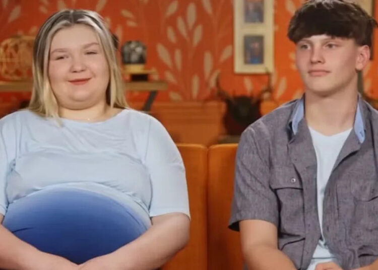 Bella Vaughn and Hunter Johnson on 'Unexpected'Credit: TLC