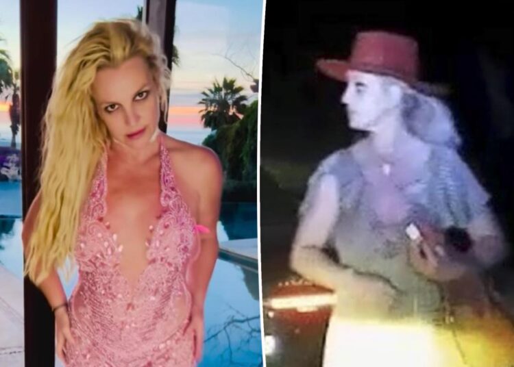Britney Spears admits to 'emotional issues' after DUI