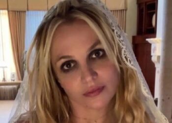 Britney Spears says she could 'take care of you' after 4 bottles of wine - Celebrity News - Entertainment