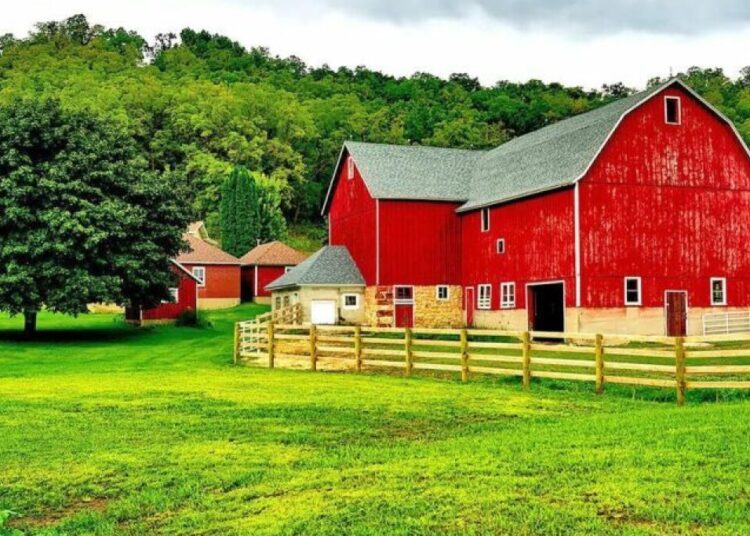 Carroll County recorder promotes Ohio Historic Family Farms program