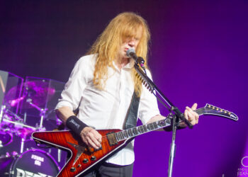 Dave Mustaine says people should ignore celebrity advice on politics