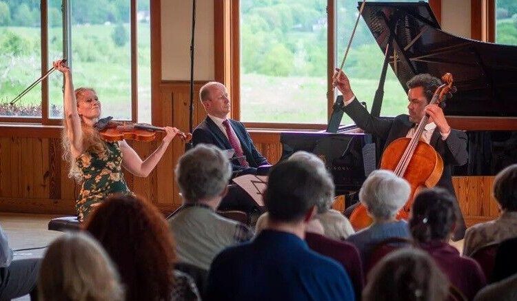 Ecuadorian cellist returns to Ashuelot Concerts for Mother's Day performances | Entertainment