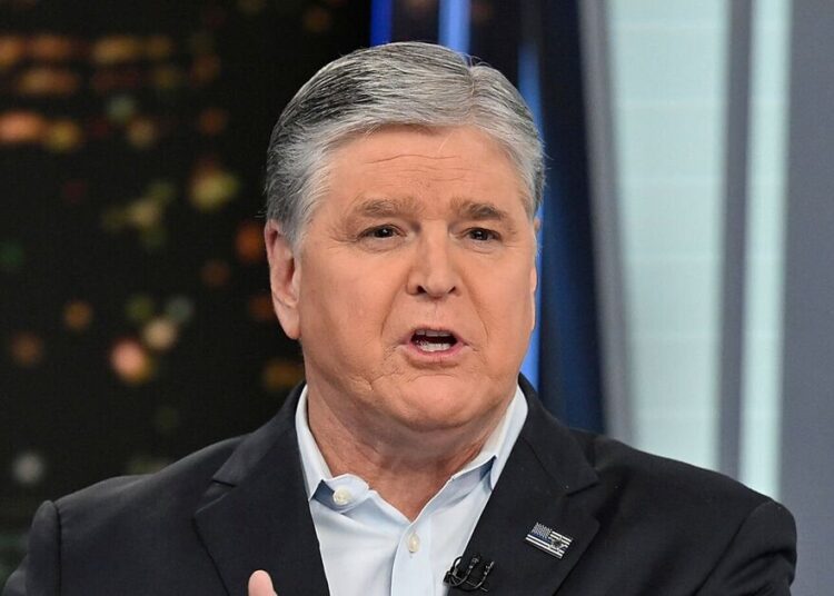 Fox News' Sean Hannity fans beg host to develop 'filter' - Celebrity News - Entertainment