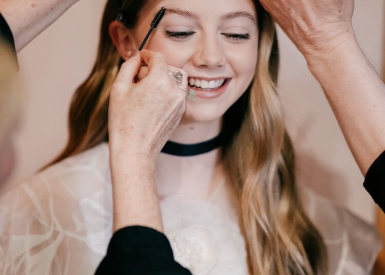 Evie Tempton gets her glam done