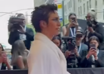 Hudson Williams Walked Out of the Mark Hotel in a Bathrobe and Smoky Eyeshadow