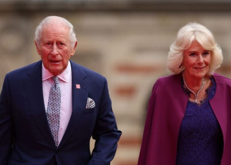 'I was with Charles and Camilla on their honeymoon - this happened' | Royal | News