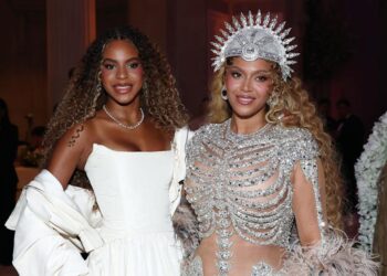 In Honor of Mother’s Day, We Present 29 Stylish Celebrity Moms With Equally Chic Kids