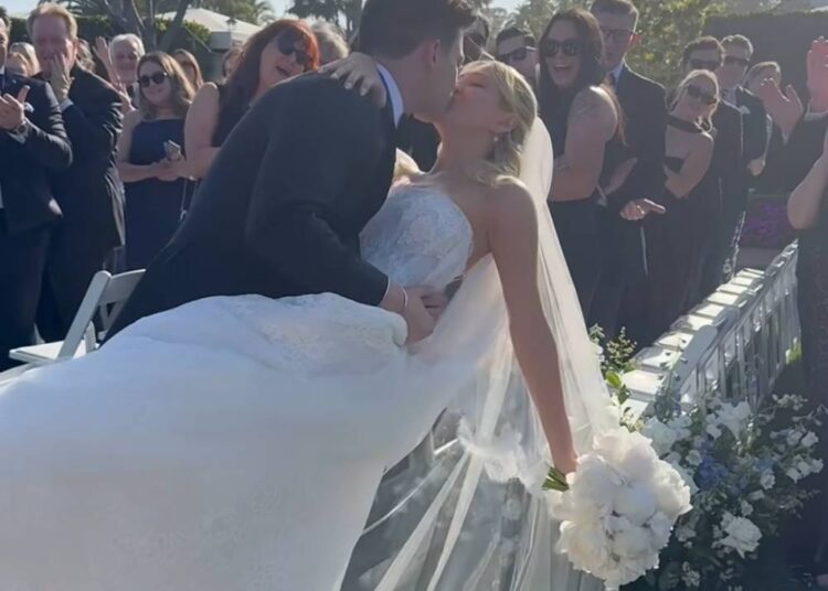 Inside Heather Locklear and Ex Richie Sambora Daughter Ava Wedding
