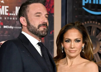Jennifer Lopez & Ben Affleck Pull $52M Mansion Off The Market