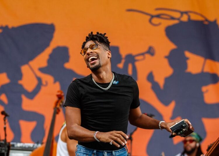 Jon Batiste gives Stephen Colbert huge Late Show send-off | Entertainment/Life