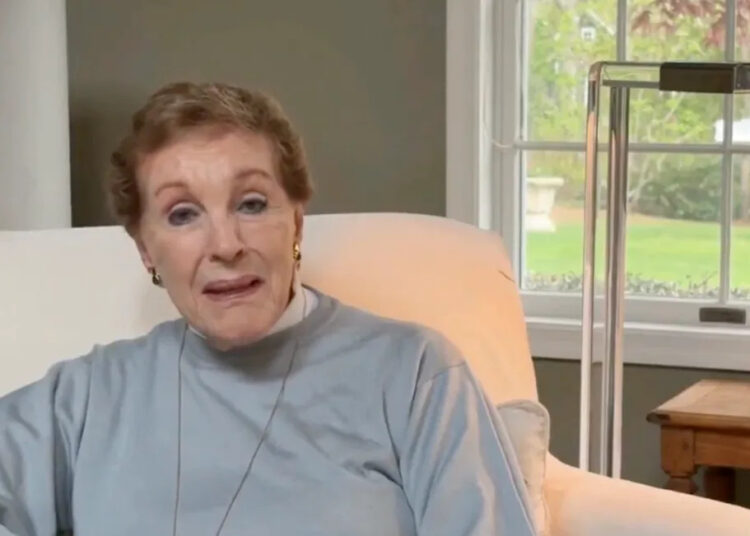 Julie Andrews makes rare public appearance in emotional Parkinson’s plea
