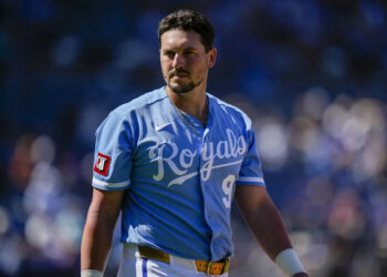 Kansas City Royals Facing Difficult Vinnie Pasquantino Decision: Podcast