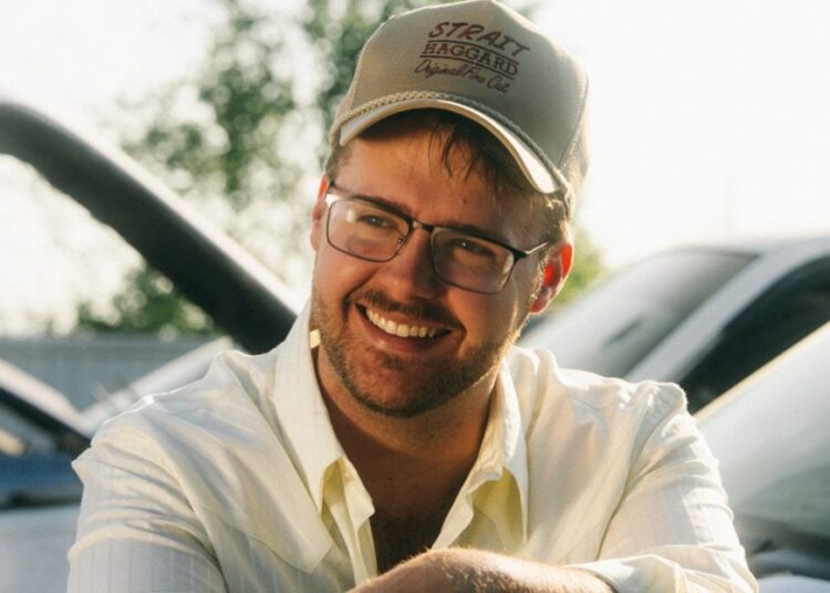 Kenny Whitmire Signs New Deal with MCA – Readies Debut EP