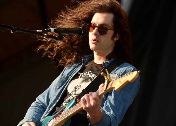 Kurt Vile drops ‘Zoom 97,’ a new song from his upcoming album, 'Philadephia's been good to me'
