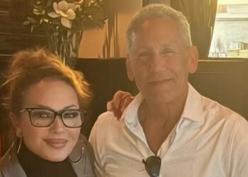 Leah Remini Shares Rare Family Photo as She Reunites With Ex-Husband Angelo Pagán