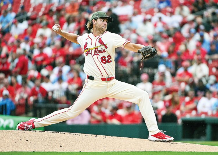 Leahy leads Cardinals past Royals