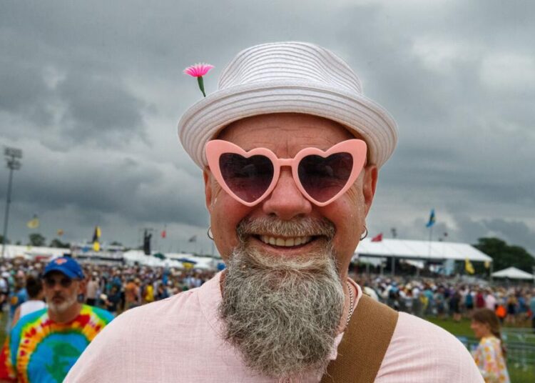 Live from Jazz Fest: Weather, Eagles, Alabama Shakes, more | Entertainment/Life