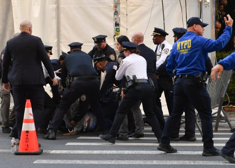 Man Arrested Outside of Met Gala Identified