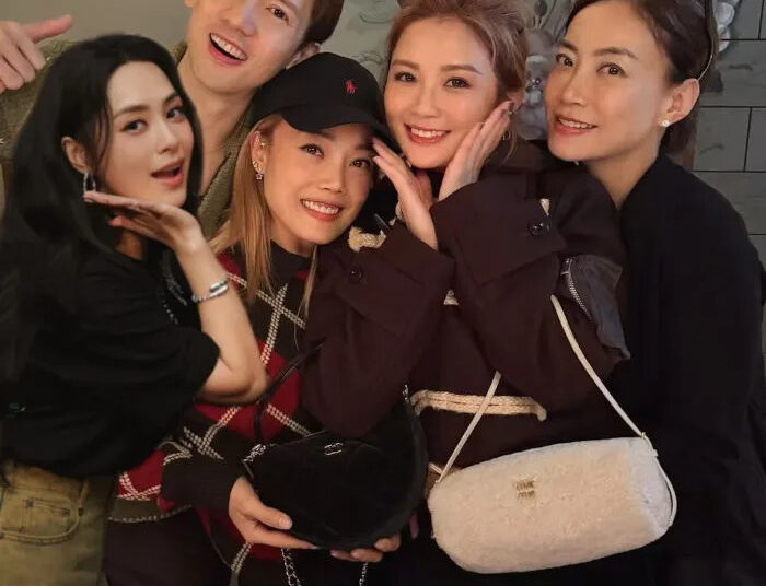 Mani with EEG big names; Twins, Joey Yung and Kenny Kwan