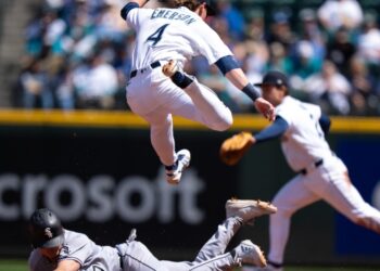 Mariners Game #52 Preview: Mariners (24-27) @ Royals (20-30)