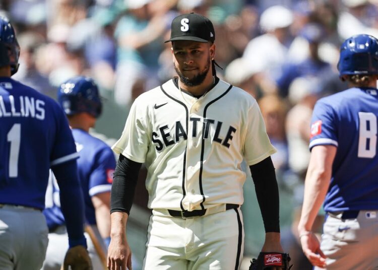 Mariners swept by Royals as offense goes quiet again