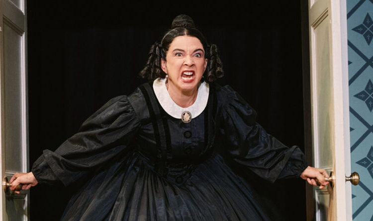 Maya Rudolph in Oh Mary