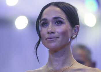 Meghan Markle sends ‘clear message’ after latest flop savaged | Royal | News