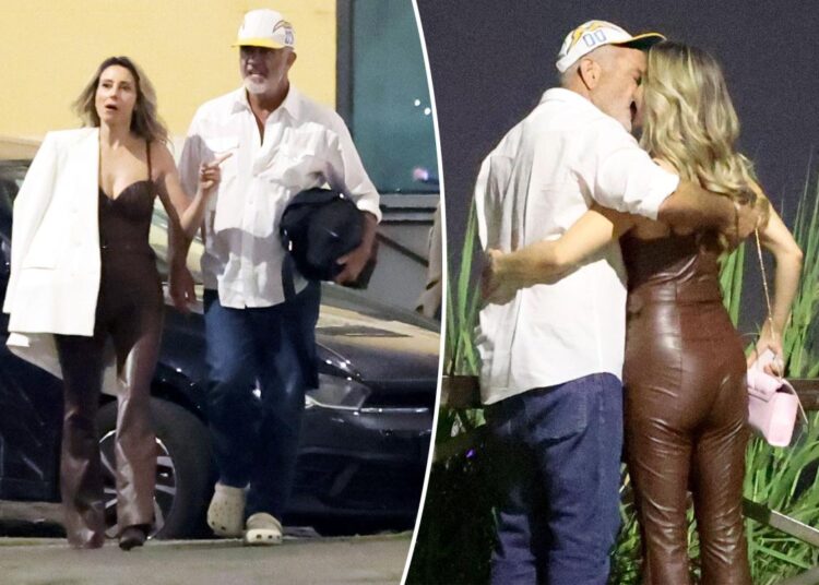 Mel Gibson packs on PDA with Italian star Antonella Salvucci during Rome date night