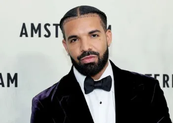 Music streaming platforms crash following Drake's Iceman release