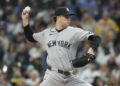 New York Yankees @ Kansas City Royals: Cam Schlittler vs. Bailey Falter